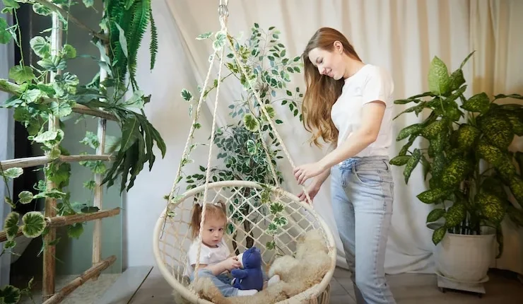 How to Find a Baby Swing That Matches Your Decor