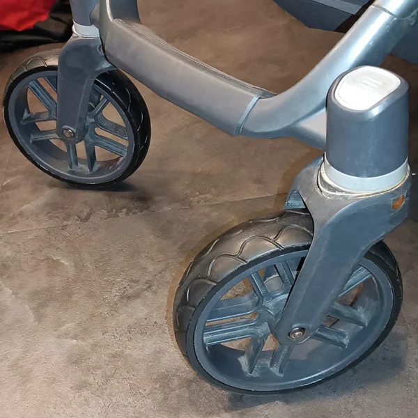 Front Wheel Tire for Uppababy Vista – PU Tubeless - Image 3